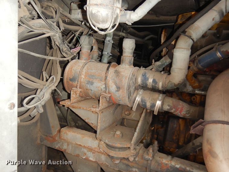 image for item DK7572 1993 MCI D4500  coach bus