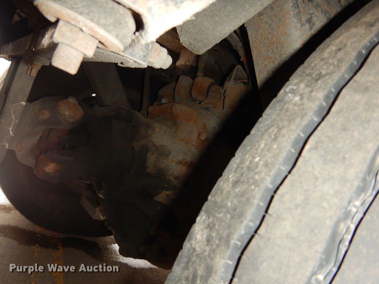 image for item DK7572 1993 MCI D4500  coach bus