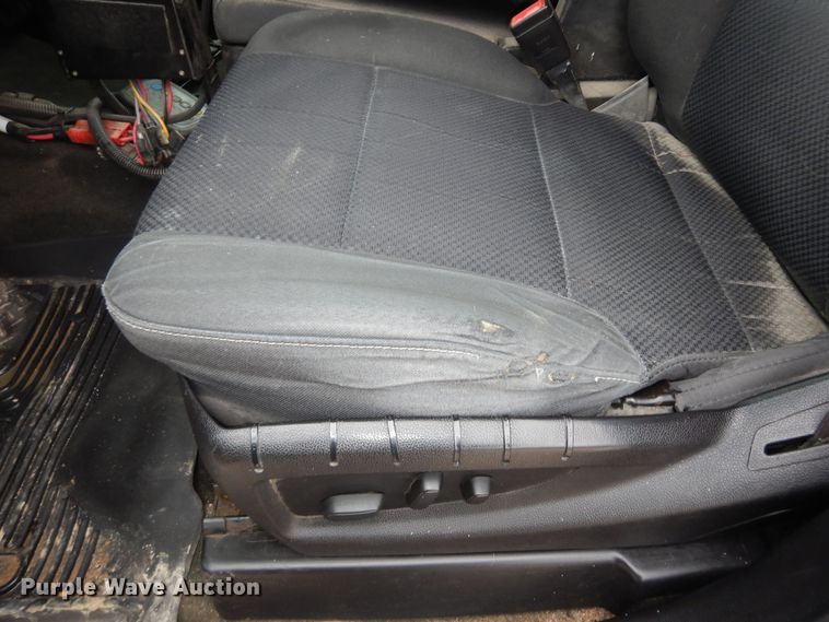 image for item DK7573 2017 Chevrolet Silverado 2500HD  Crew Cab pickup truck