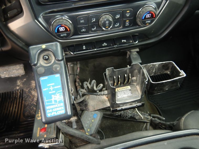 image for item DK7573 2017 Chevrolet Silverado 2500HD  Crew Cab pickup truck