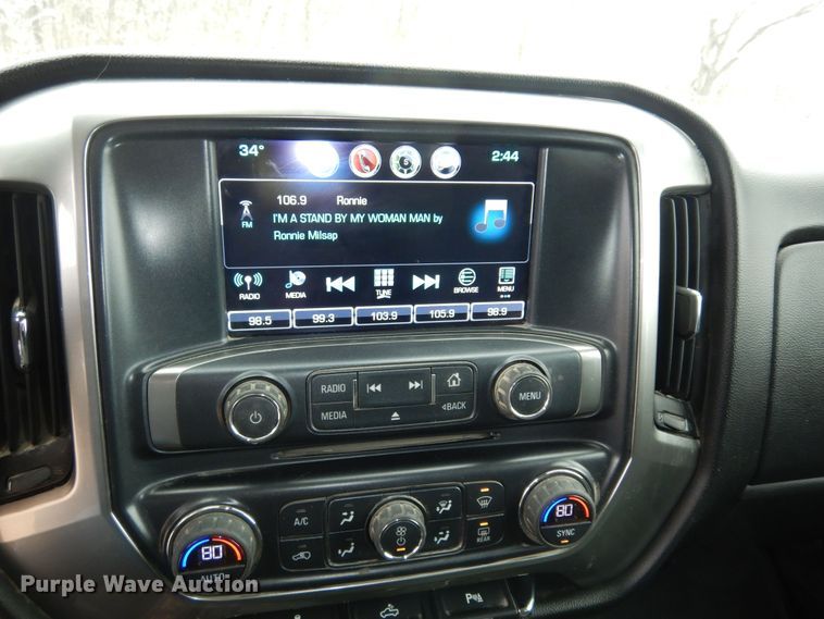 image for item DK7573 2017 Chevrolet Silverado 2500HD  Crew Cab pickup truck