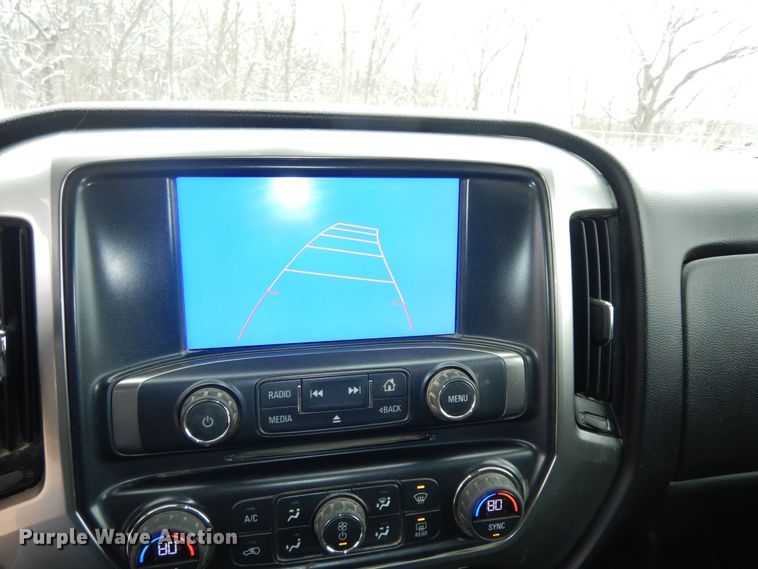 image for item DK7573 2017 Chevrolet Silverado 2500HD  Crew Cab pickup truck