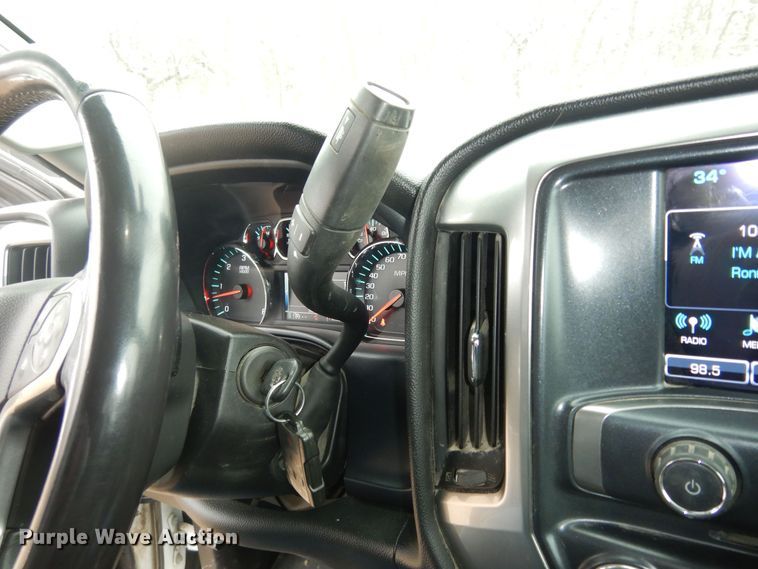 image for item DK7573 2017 Chevrolet Silverado 2500HD  Crew Cab pickup truck