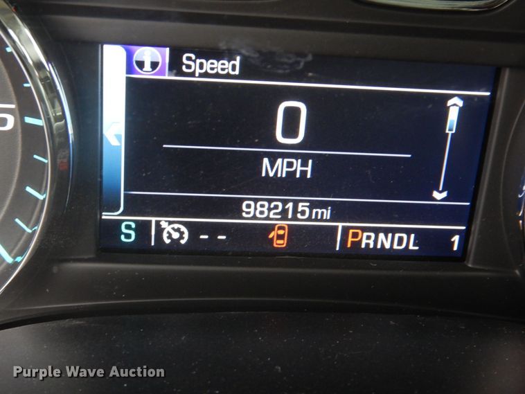 image for item DK7573 2017 Chevrolet Silverado 2500HD  Crew Cab pickup truck