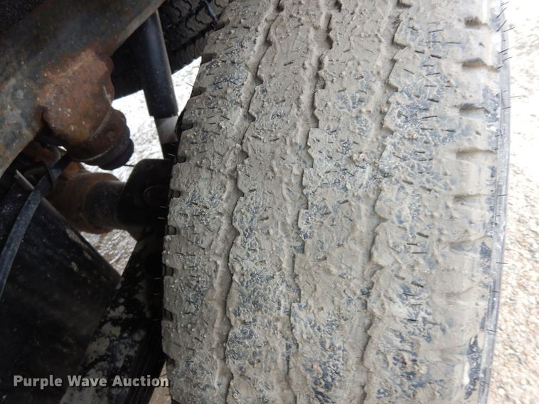 image for item DK7573 2017 Chevrolet Silverado 2500HD  Crew Cab pickup truck