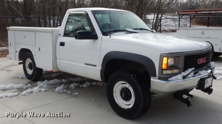 image for item DK7574 1999 GMC Sierra 2500 SL  utility bed pickup truck