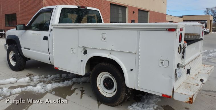 image for item DK7574 1999 GMC Sierra 2500 SL  utility bed pickup truck