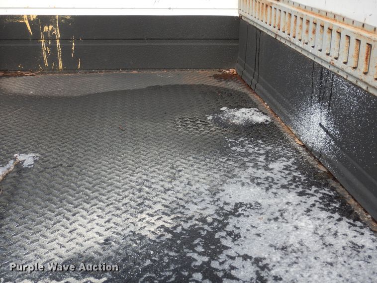 image for item DK7574 1999 GMC Sierra 2500 SL  utility bed pickup truck