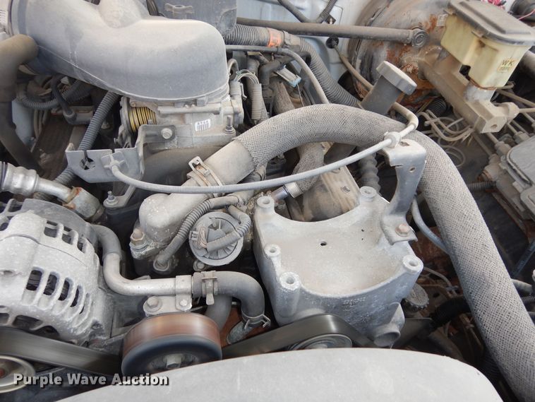 image for item DK7574 1999 GMC Sierra 2500 SL  utility bed pickup truck