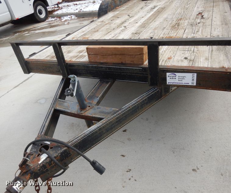 image for item DK7575 1999 Morris  equipment trailer