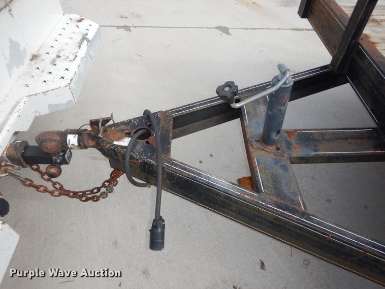 image for item DK7575 1999 Morris  equipment trailer