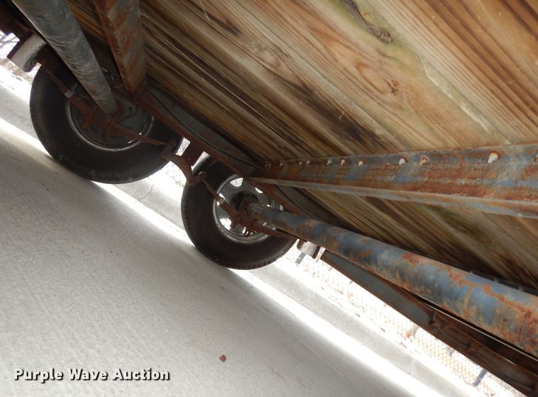 image for item DK7575 1999 Morris  equipment trailer