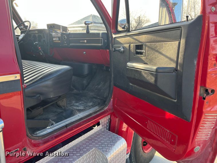 image for item DP0457 1988 GMC C7000  pumper fire truck