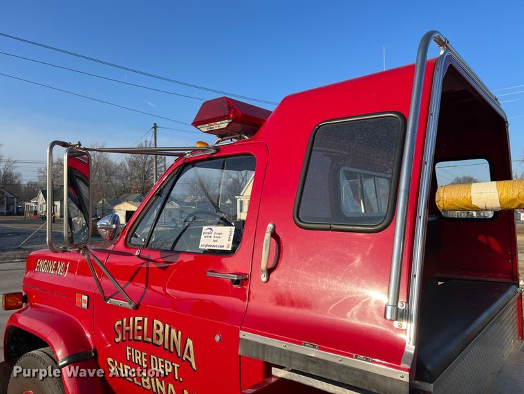 image for item DP0457 1988 GMC C7000  pumper fire truck