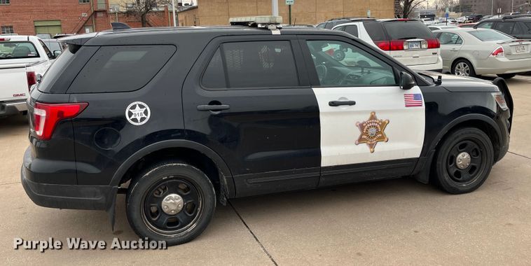 image for item DQ3946 2018 Ford Explorer Police Interceptor  SUV