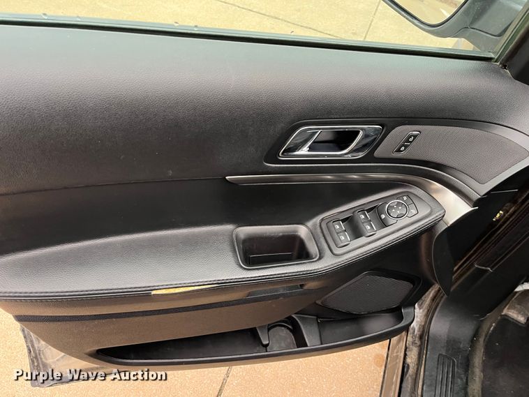 image for item DQ3946 2018 Ford Explorer Police Interceptor  SUV