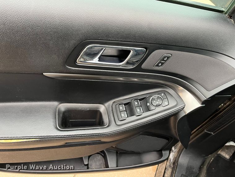 image for item DQ3946 2018 Ford Explorer Police Interceptor  SUV