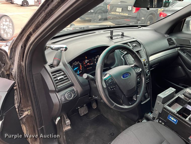 image for item DQ3946 2018 Ford Explorer Police Interceptor  SUV