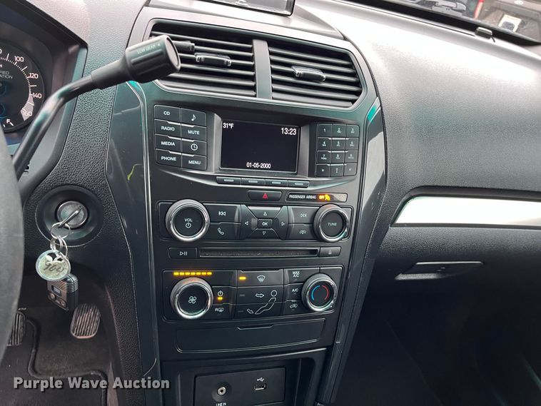 image for item DQ3946 2018 Ford Explorer Police Interceptor  SUV