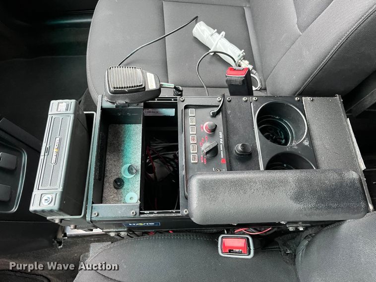 image for item DQ3946 2018 Ford Explorer Police Interceptor  SUV