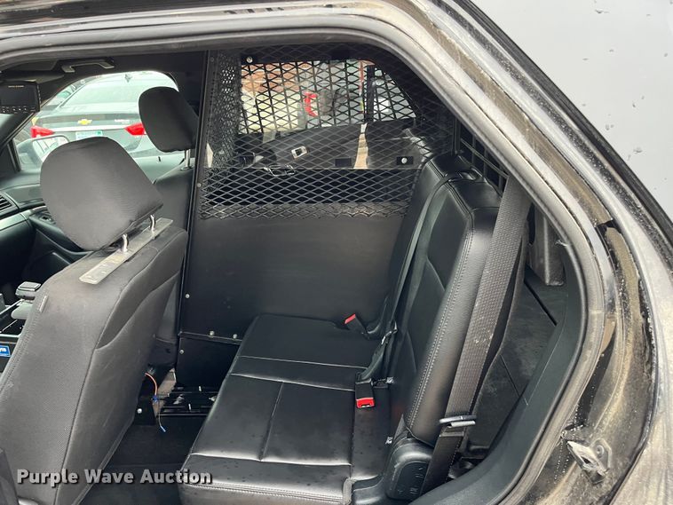 image for item DQ3946 2018 Ford Explorer Police Interceptor  SUV