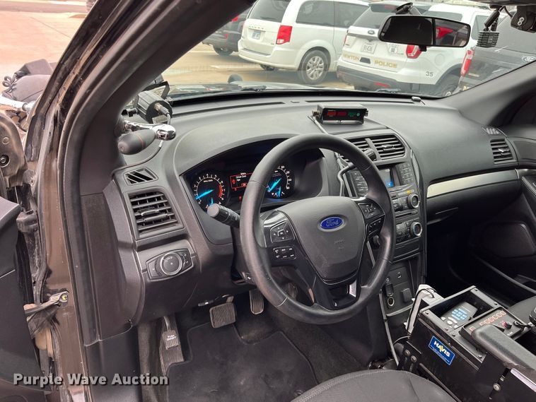 image for item DQ3949 2018 Ford Explorer Police Interceptor  SUV
