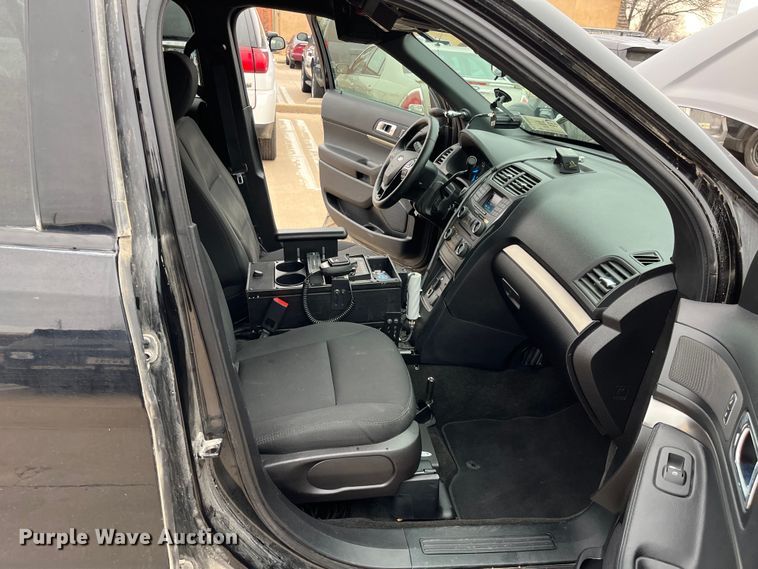 image for item DQ3949 2018 Ford Explorer Police Interceptor  SUV