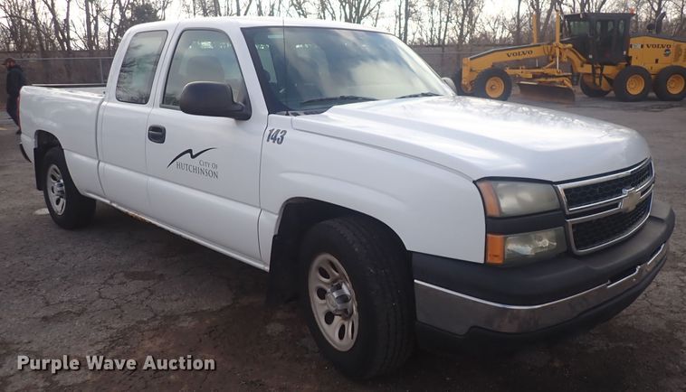 image for item DQ5084 2006 Chevrolet Silverado 1500  pickup truck