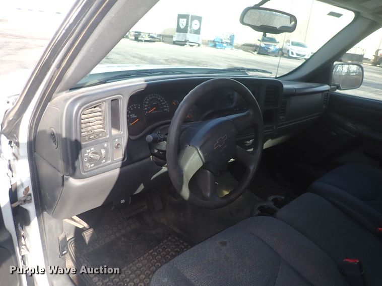 image for item DQ5084 2006 Chevrolet Silverado 1500  pickup truck