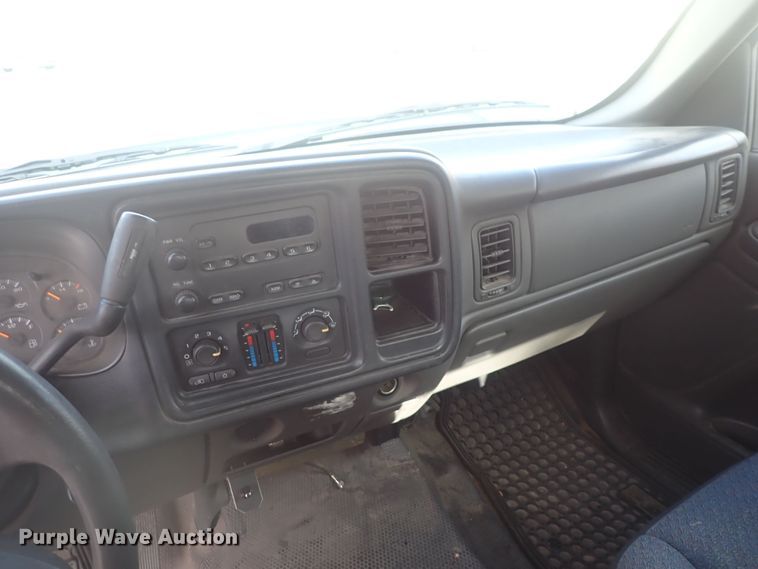 image for item DQ5084 2006 Chevrolet Silverado 1500  pickup truck