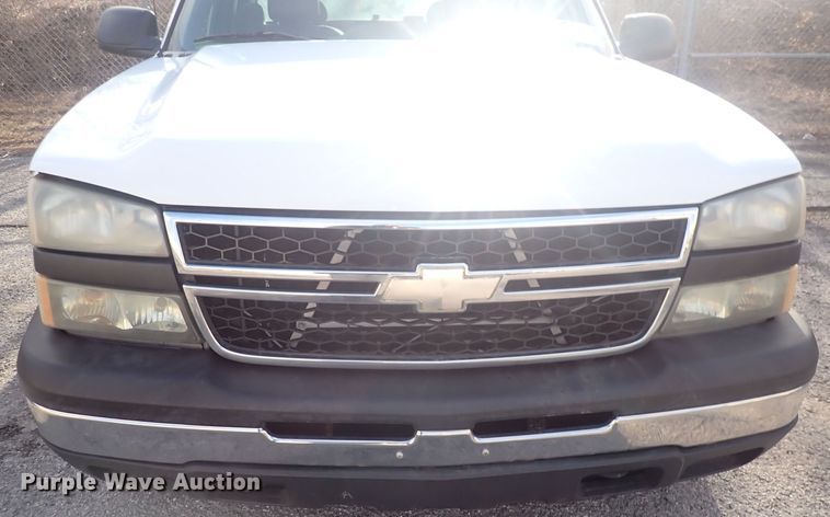 image for item DQ5084 2006 Chevrolet Silverado 1500  pickup truck