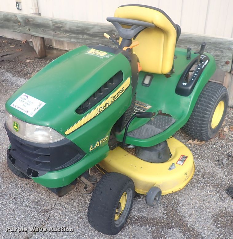 image for item DQ5087 John Deere LA105  lawn mower