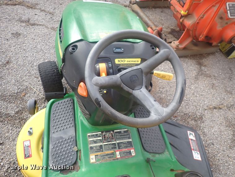 image for item DQ5087 John Deere LA105  lawn mower