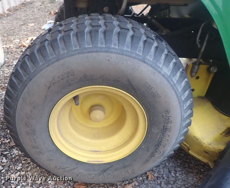 image for item DQ5087 John Deere LA105  lawn mower