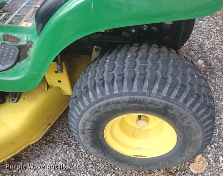 image for item DQ5087 John Deere LA105  lawn mower