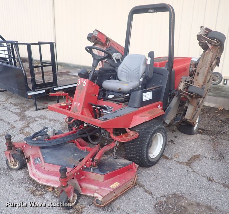 image for item DQ5088 Toro Groundsmaster 4000-D  lawn mower