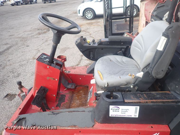 image for item DQ5088 Toro Groundsmaster 4000-D  lawn mower