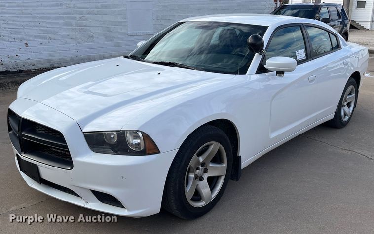 image for item DR7449 2013 Dodge Charger Police