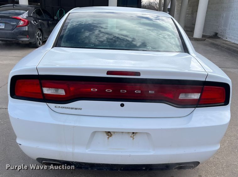 image for item DR7449 2013 Dodge Charger Police