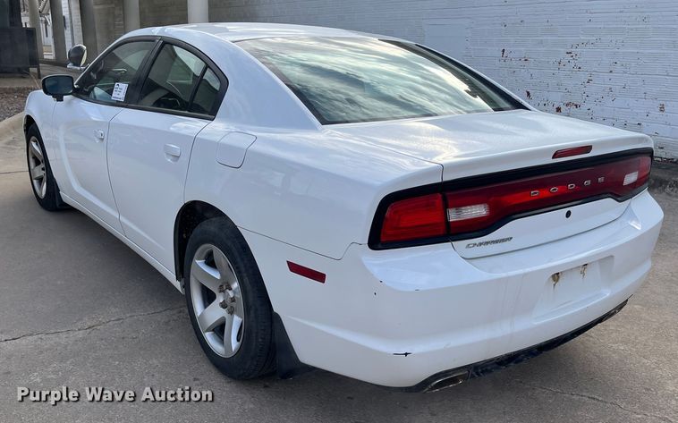 image for item DR7449 2013 Dodge Charger Police