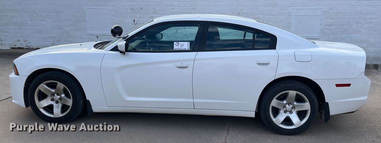 image for item DR7449 2013 Dodge Charger Police