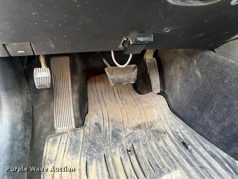 image for item DR7449 2013 Dodge Charger Police