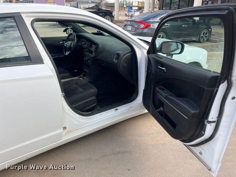 image for item DR7449 2013 Dodge Charger Police