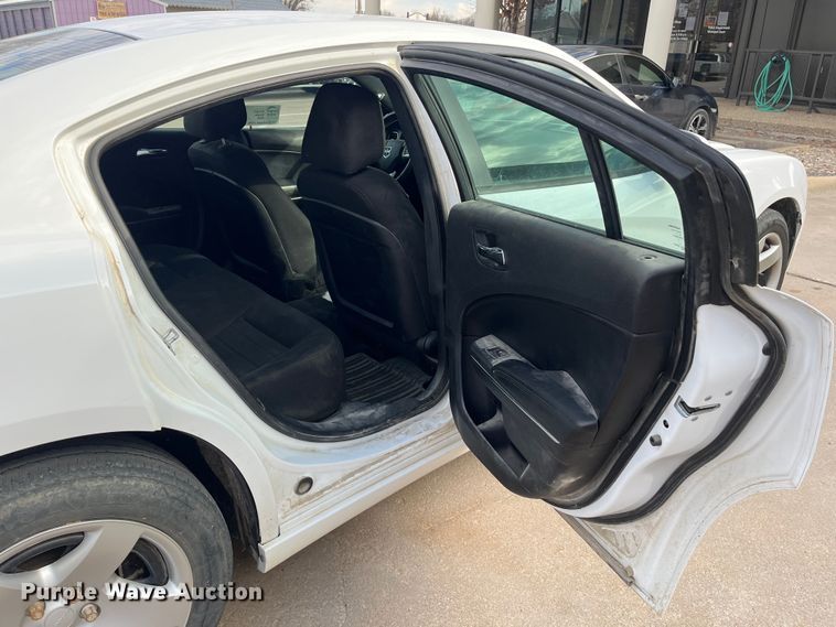 image for item DR7449 2013 Dodge Charger Police