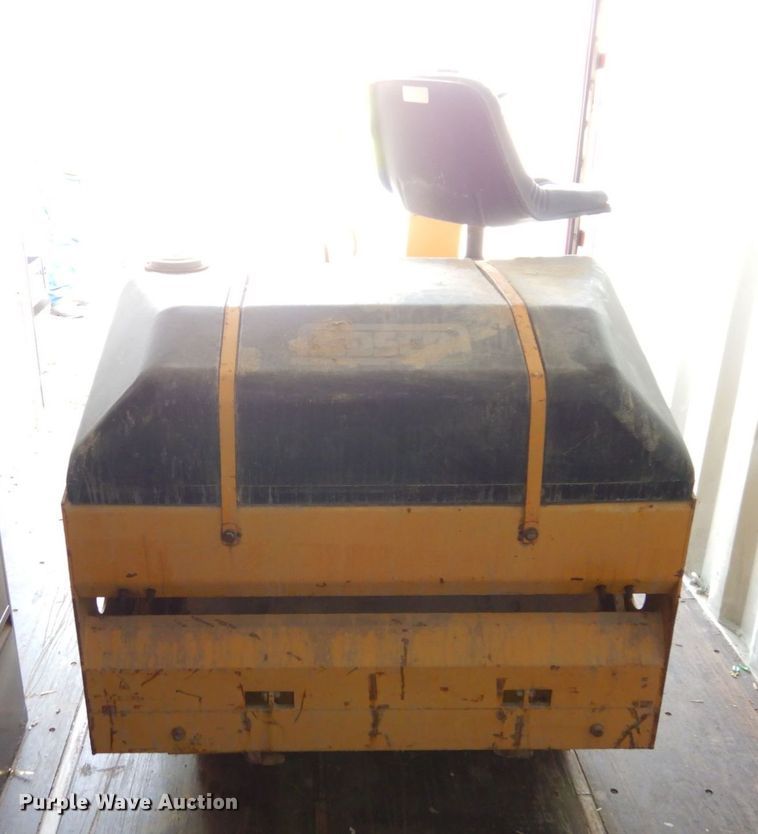 image for item DR8124 Rosco Vibrastat III  double drum roller