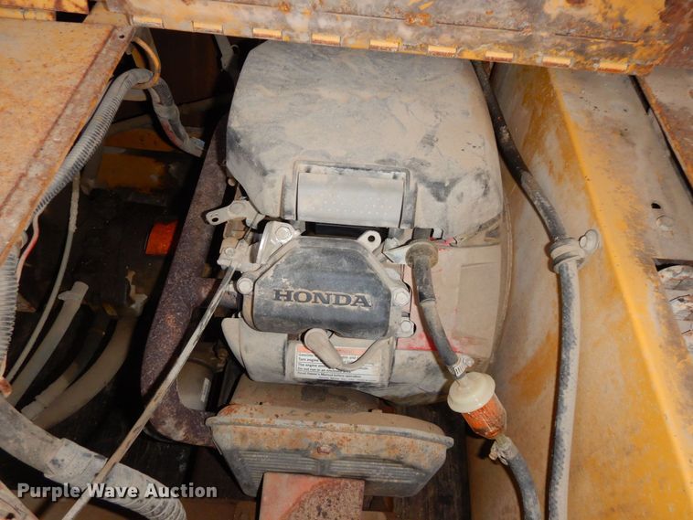 image for item DR8124 Rosco Vibrastat III  double drum roller