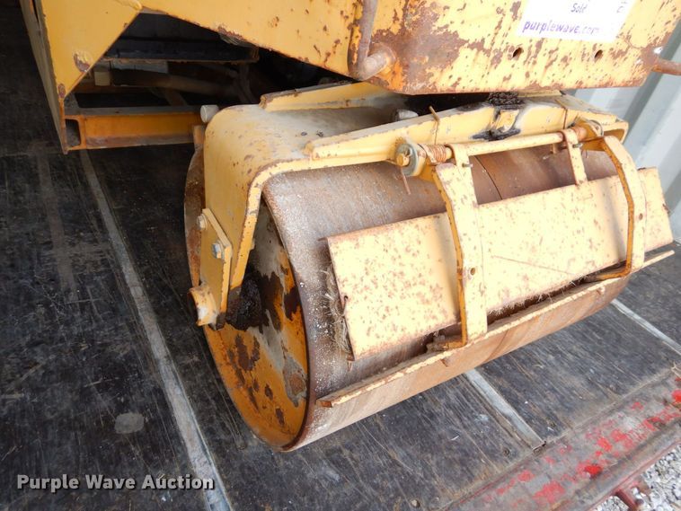 image for item DR8124 Rosco Vibrastat III  double drum roller