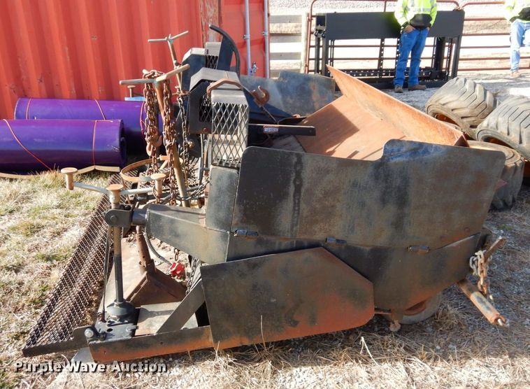 image for item DR8125 Layton  paver