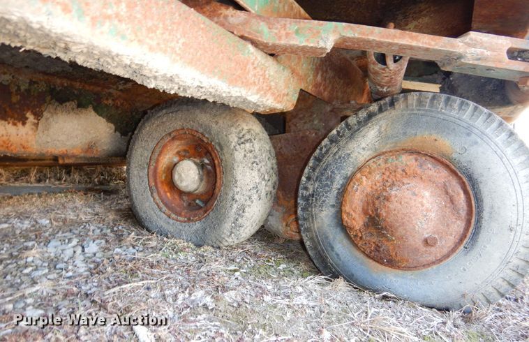 image for item DR8125 Layton  paver