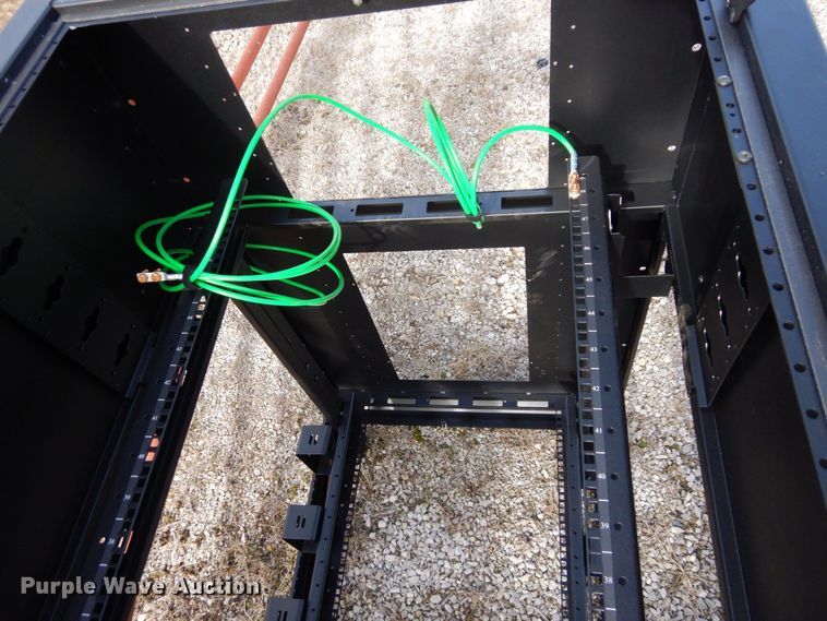 image for item DR8126 Server cabinet